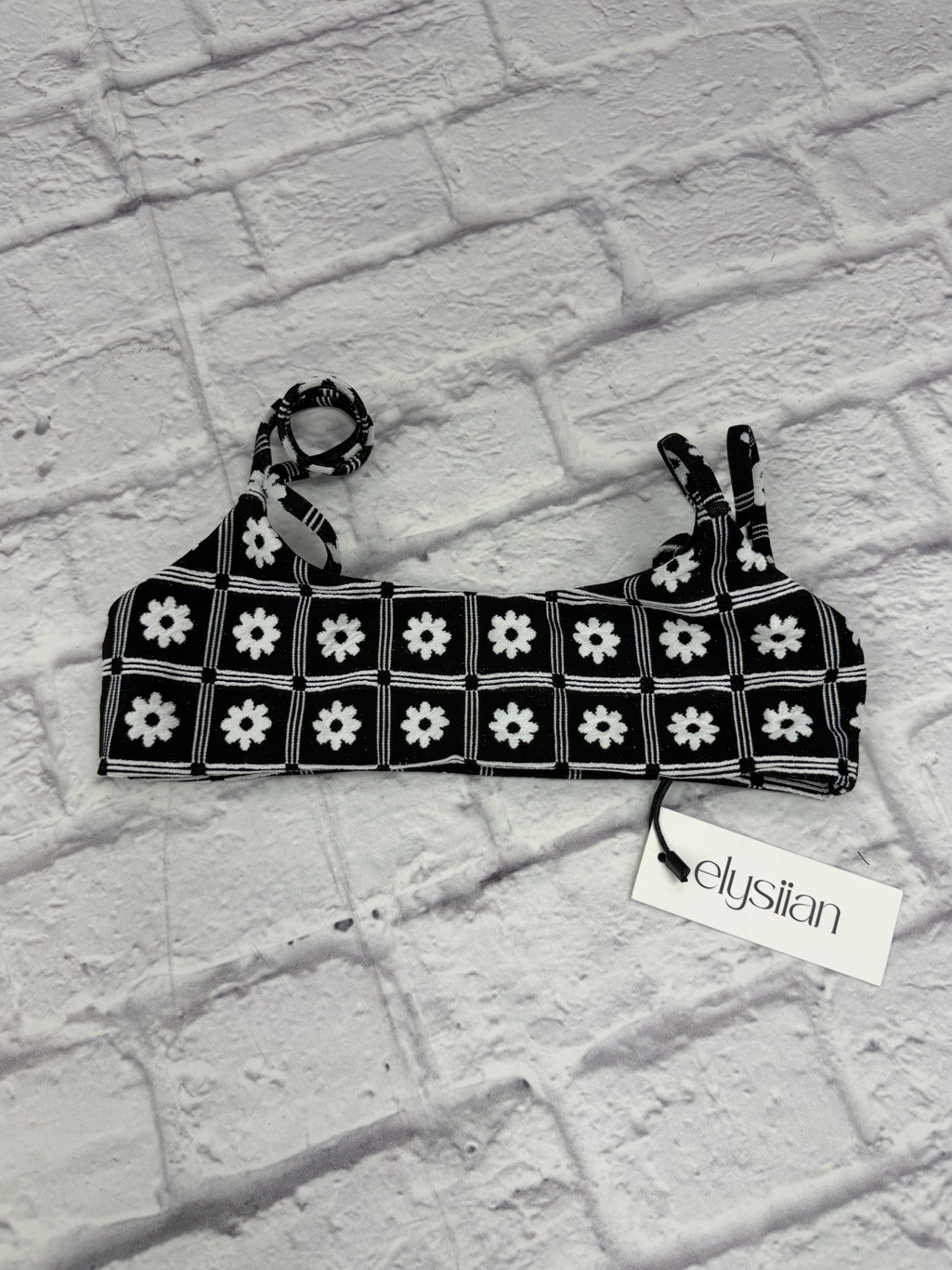 Elysiian Black & White Daisy Square Bikini Top Nwt's Xs Floral Swim Beach Pool — image 3 of 8